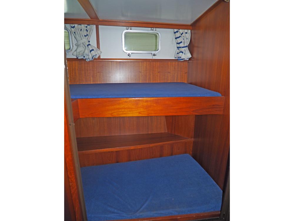 Aft cabin, Accommodation